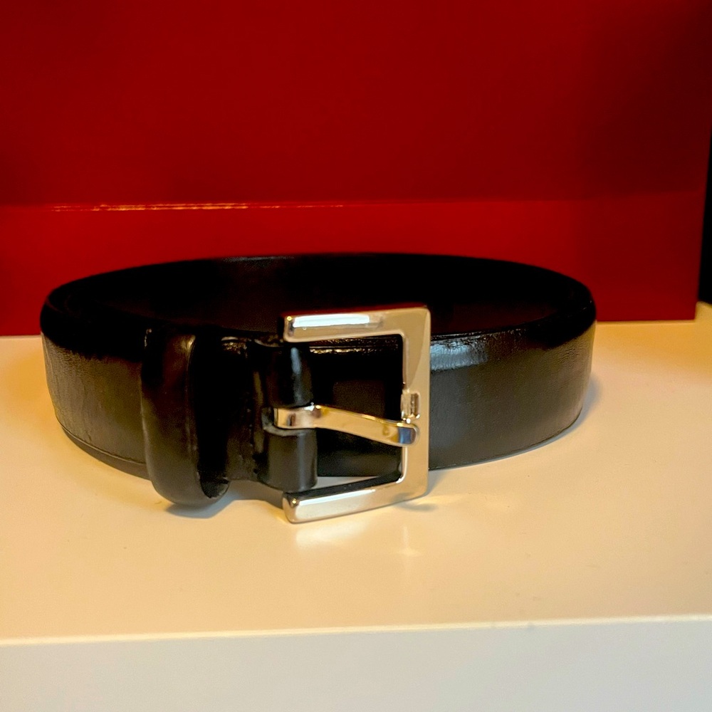 Mossimo dutti black and silver leather belt